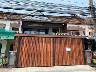 ให้เช่า 23,500 บาท/เดือน ทาวน์เฮาส์ใหม่ เดินไป คลองแม่ข่า เพียง 5