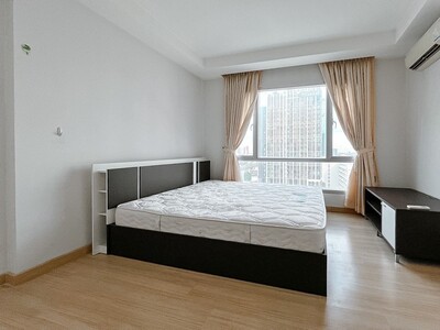 P1278 ขาย คอนโด ทรู ทองหล่อ ใจกลางทองหล่อ THRU THONGLOR