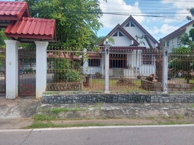 ขาย บ้านเดี่ยว 1 ชั้น ขนาด 180 ตรม.  3 นอน อยู่ใจกลางเมืองหนองคาย