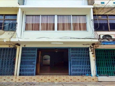 ฟู้ดแลนด์ เพชรบุรี 300ม. ตลาดเอกมัย 500 ม. ตึกแถว 3 ชั้น 18 ตร.วา