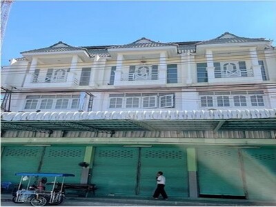ขายอาคารพาณิชย์ 3 ชั้นครึ่ง 3 คูหา อ.พระพุทธบาท จ.สระบุรี 