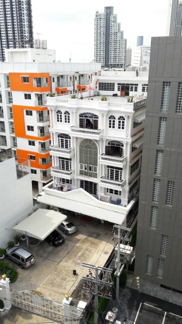 BH1933 ให้เช่าตึกสำนักงาน 6 ชั้นพร้อมลิฟต์ ซอยเจริญนคร17 ย่านกรุงธนบุรี ใกล้สะพานตากสิน