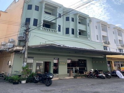 ขายอาคารพาณิชย์ภูเก็ต 4 ชั้น 2 คูหา ทำค้าขาย เดินทางสะดวก แปลงมุม