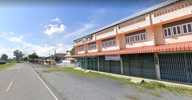 พร้อมเช่า อาคารพาณิชย์ว่างหลายคูหา  21 ตร.วา วัดมหาธาตุ ใจกลางชัยนาท 161 ตร.ม.  เป็นคู่ ตลาดโต้รุ่ง 