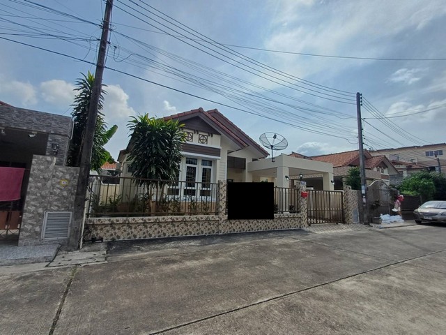 For Rent : Kathu, Single-storey detached house, 2 bedrooms 2 bathrooms