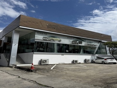 ให้เช่าโชว์รูม 1 ไร่ ทำเลทอง ติดถนนรามอินทรา กม.4 ใกล้ BTS & Food