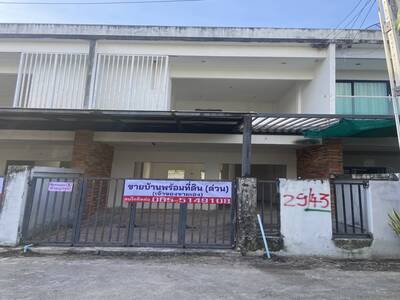 ขายทาวน์เฮ้าส์ 2 ชั้น (ขายตามสภาพ) หมู่บ้านนคราศิริ จังหวัดชลบุรี