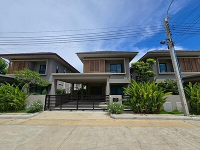 ให้เช่า บ้านเดี่ยว ย่านบางนาตราด กม.10 โครงการ โคโม่ โบทานิก้า2 บ