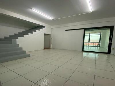 P2099 ให้เช่า อาคารพาณิชย์ 4.5 ชั้น ติดถนนสตรีวิทยา 2 ย่านลาดพร้า