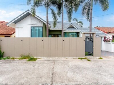 ขายบ้านเดี่ยวพัทยา ซอยชัยพฤกษ์ 2 บ้านสวย ตกแต่งครบ พร้อมเข้าอยู่