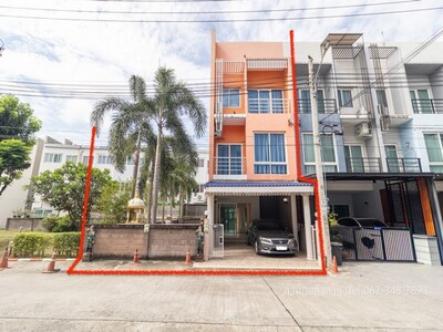 ขายด่วนมาก ทาวน์โฮม 3 ชั้น กรีนิช รามอินทรา (Greenwich Ramintra) 