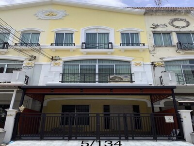 ขายโฮมออฟฟิศ 3 ชั้น 20ตรว. บ้านกลางเมืองThe Royal Monaco ศรีนคริน