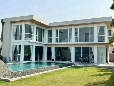 พูลวิลล่าให้เช่า 90,000 บาท #โซนสันกำแพง #บ้านหลังมุม พื้นที่กว้า