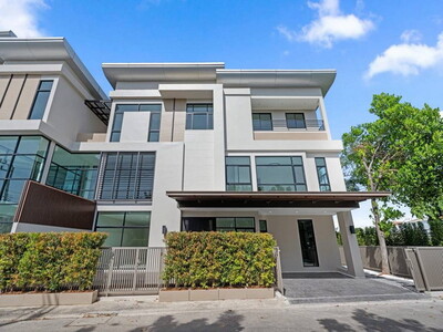 ขายบ้านหมู่บ้าน The Zenith รีโนเวทใหม่ทั้งหลัง ในซอยโรงเรียน SISB