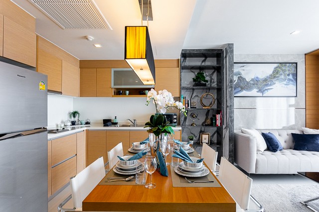 condominium Sathorn Heritage  สาทร เฮอริเทจ ใกล้ - 7100000 BAHT 1Bedroom 65 sq.m. อสังหาริมทรัพย์ดี -