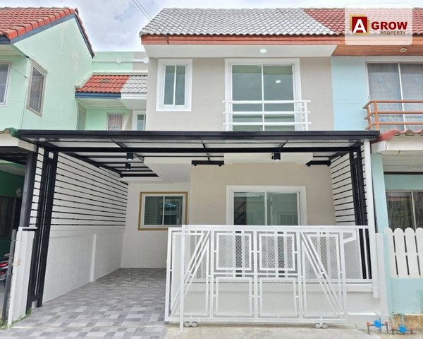 ม. ภัทราวรรณ หลังมุม  เส้นที่ดินบางบัวทอง รีโนเวทใหม่ทั้งหลัง พร้อมเข้าอยู่