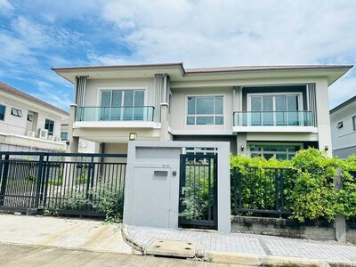 ขายบ้านเดี่ยว  2 ชั้น  (เดอะ ปาล์ม กรุงเทพกรีฑา-วงแหวน)   