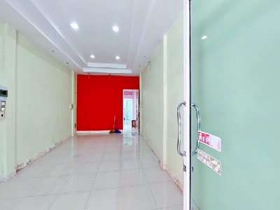 ให้เช่าอาคารพาณิชย์ 3 ชั้น 18 ตร.วา.MRT แยกลำสาลี 300 ม.