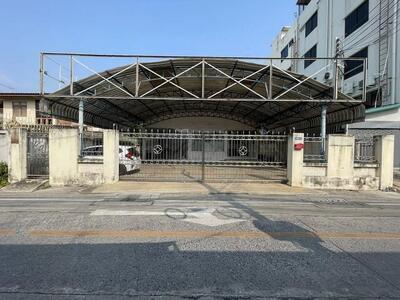 ให้เช่าบ้านเดี่ยว2ชั้น 90 ตรว.ซ.ลาดพร้าว94 เหมาะทำธุรกิจ หรือโฮมอ