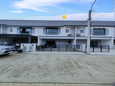 ทาวน์โฮม วิวสวน หน้าบ้านไม่ชนกับใคร โมดิ วิลล่า พระราม 5-กาญจนาภิ