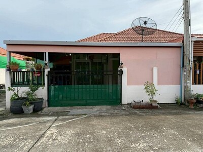 แกรนด์ ทาวน์ 2 บึง-ศรีราชา Grand Town 2 Bueng-Sriracha ทาวเฮ้าส์ 