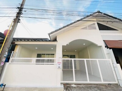 ขายบ้านเดี่ยวชั้นเดียว หมู่บ้านฉัตรแก้วเฟส2 ซอยเนินพลับหวาน พัทยา