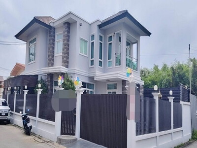 ให้เช่าบ้านเดี่ยวห้วยขวาง สุทธิสาร ลาดพร้าว มี 6 ห้องนอน 5 ห้องน้