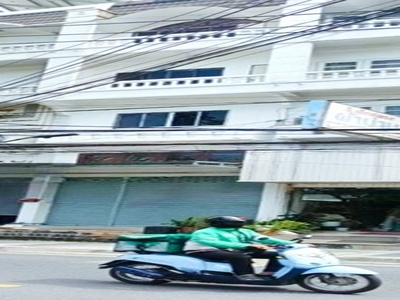 ซ.สุขุมวิท10 รพ.สินแพทย์ ศรีนครินทร์ 1.8 กม.อาคารพาณิชย์ 4.5 ชั้น