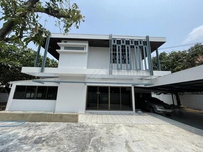 ให้เช่า บ้านเดี่ยว ซอยรัชดา19 ใกล้ MRT รัชดา 