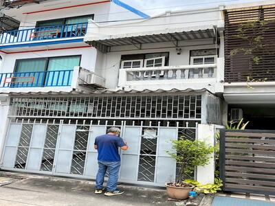 ขาย-ให้เช่าทาวน์เฮ้าส์2ชั้น18ตร.ว ย่านลาดพร้าวโชคชัย4ใกล้MRTโชคชั