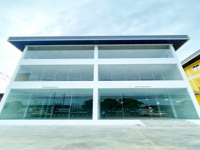 ให้เช่าสำนักงาน 3 ชั้น 30 ตร.วา.เดอะพาซิโอ พาร์ค 1.4 กม. 360 ตร.ม