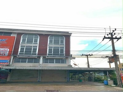 ตึกคู่ริมคลองบางยาง พุทธมณฑลสาย 6 จุดศูนย์กลางธุรกิจย่านศาลายา–ไร