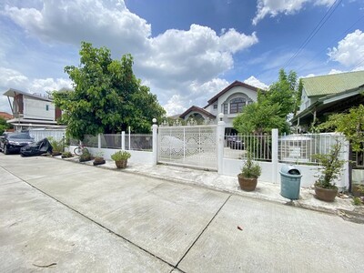 ขาย บ้านเดี่ยว 2 ชั้น หมู่บ้านชวนชื่น วัชรพล เนื้อที่ 102 ตารางวา