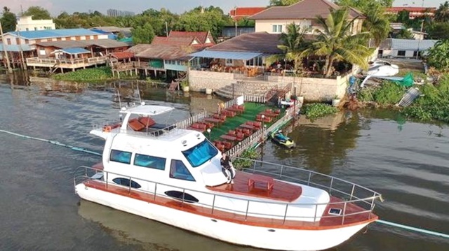 ขายร้านอาหารริมแม่น้ำเจ้าพระยา  ต่อรองได้ และเรือยอร์ช 6นอน 6น้ำ ปากเกร็ด นนทบุรี แอร์4 100 ตารางวา
