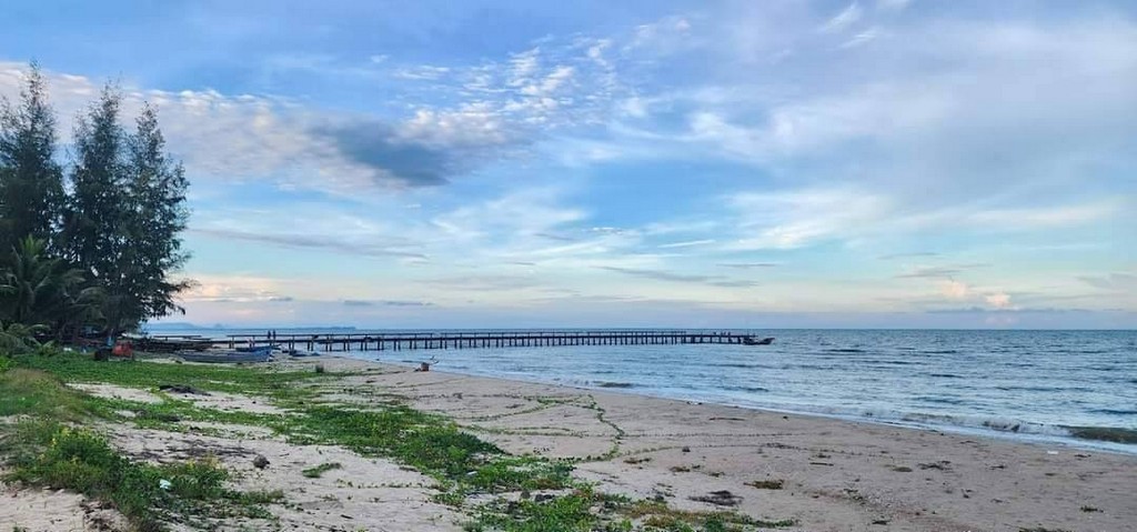 ขายที่ดินชุมพรติดหาดละแม วิวสวยทำเลสุดปังติดท่าเรือ ใกล้จุดดำน้ำ