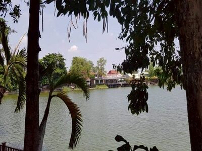ขายบ้านริมทะเลสาบสัมมากร ทำเลเดียวกับร้านอาหารเรือนรสราคาดีทำเลดี
