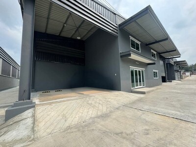 ให้เช่าโรงงานศรีราชาชลบุรี  600 ตารางเมตร