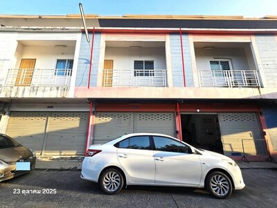 ขายอาคารพาณิชย์ ตากอำเภอ แม่สอด จังหวัด ตาก