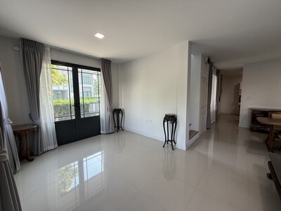 ขายบ้านแฝด แกรนด์พลีโน่ พหลโยธิน วิภาวดี 43.4 ตร.วา    