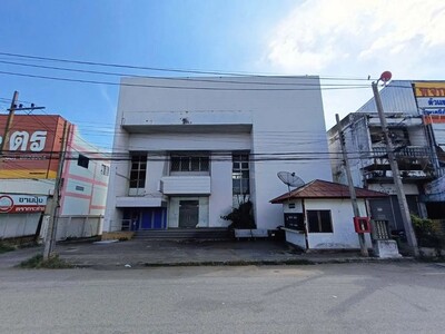 ขายสำนักงาน สามง่าม จังหวัดพิจิตร ถนนสายกำแพงเพชร-พิจิตร  