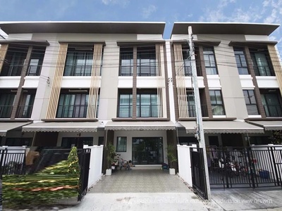 เฟอร์ครบกำนันแม้น กัลปพฤกษ์ MRT บางแค ทาวน์เฮาส์หลังมุม 3 ชั้น 3น