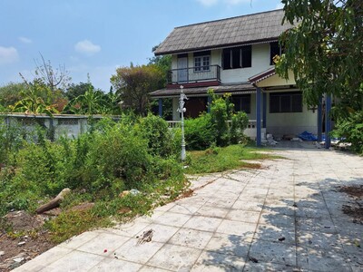 ขายที่ดิน 293 ตรว. พร้อมบ้าน4หลัง ใกล้สนามบินสุวรรณภูมิ  บึงกุ่ม 