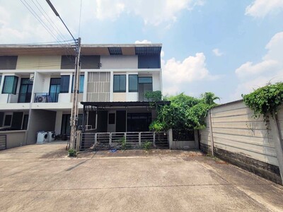 ขาย ทาวน์เฮ้าส์ เดอะทรัสต์ทาวน์ บ่อวิน