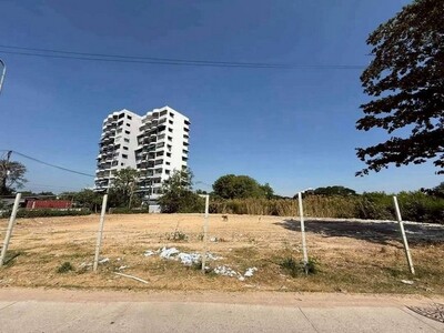 ขายที่ดินทำเลดี พัทยา ใกล้ทะเลจอมเทียน เหมาสร้างพูลวิลล่า