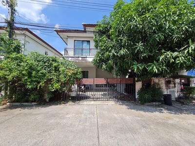 ขาย บ้านแฝด บ้านฟ้าปิยรมย์ พรีเมียร์พาร์ค เฟส 10 ลำลูกกา