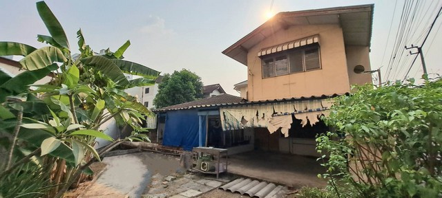 บ้านเดี่ยว ซอยงามวงศ์วาน 23 แยก 4  : 70 ตร.วา 180 ตร.ม. 3 ห้องนอน / 2 ห้องน้ำ เดินทางสะดวก ใกล้พันธุ์ทิพย์งามวงศ์วาน