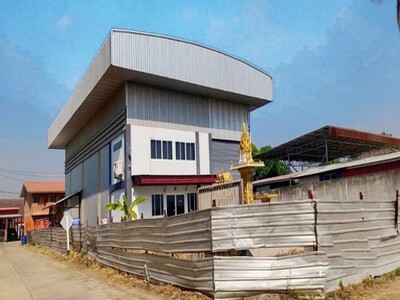 ขายโรงงานบ่อวินศรีราชาชลบุรี​ บนเนื้อที่ 298 ตรว. 