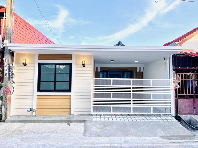 บ้านตะวันงามเฟส1 ซอย1    ทาวน์เฮ้าส์มือสองตกเเต่งใหม่ 