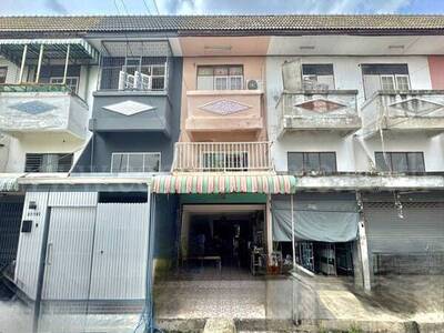 อาคารพาณิชย์ 3 ชั้น ซอย วัดเวฬุวนาราม 16 - บูรพาวิลล่า 12 