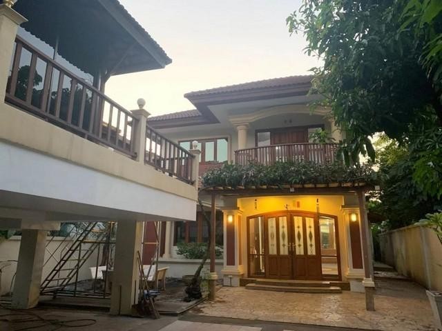 KM18 For Rent บ้านเดี่ยว ซอยเอกมัย10 ใกล้BTSเอกมัย เหมาะอยู่อาศัยหรือทำออฟฟิศ